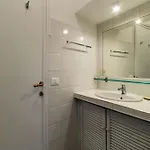 Apartment Guesthost - Bright X4 Along The Tevere!