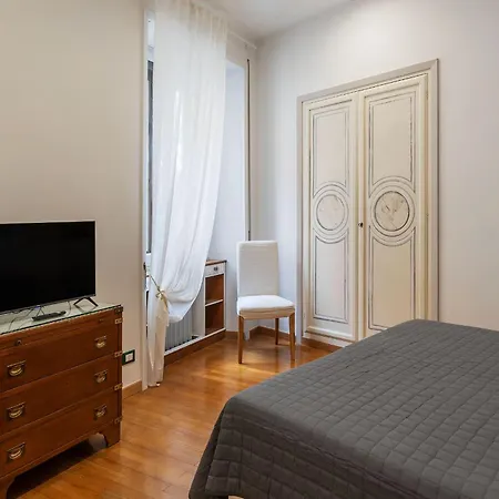 Guesthost - Bright X4 Along The Tevere! Lägenhet