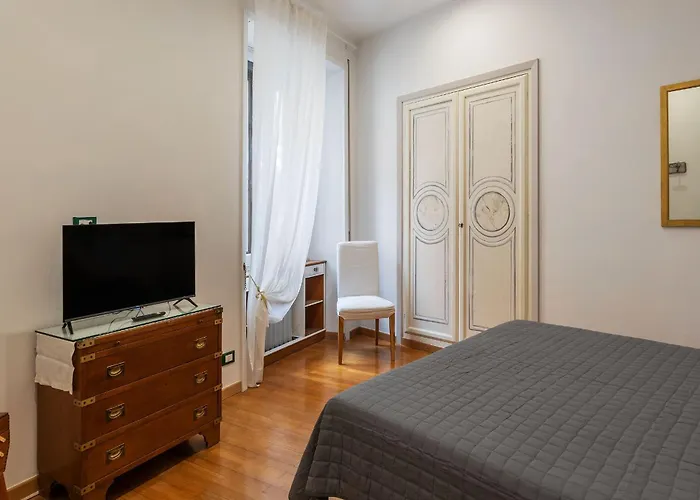 Guesthost - Bright X4 Along The Tevere! Lägenhet