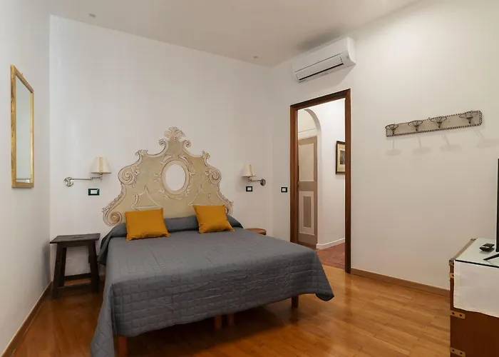 Guesthost - Bright X4 Along The Tevere! Lägenhet